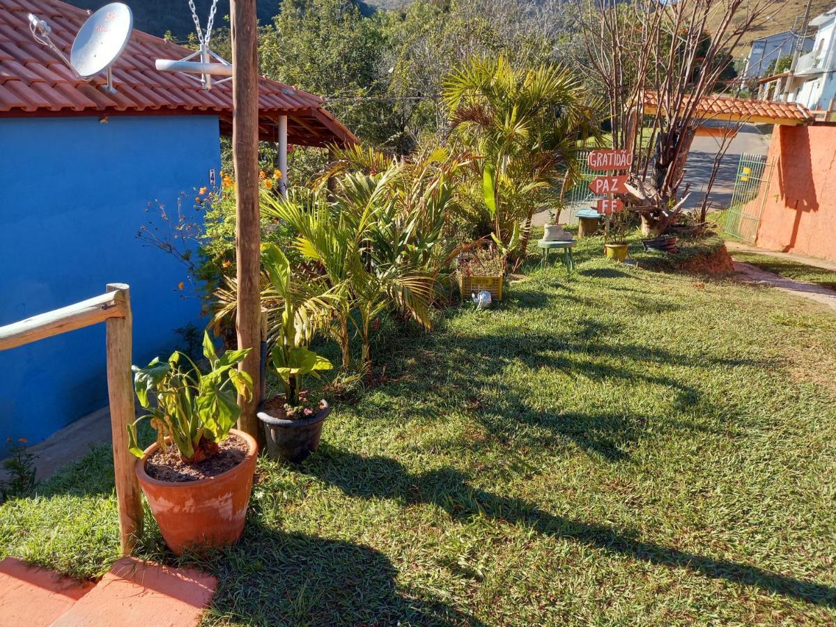 Chales Encantos De Cunha Azul Exterior photo